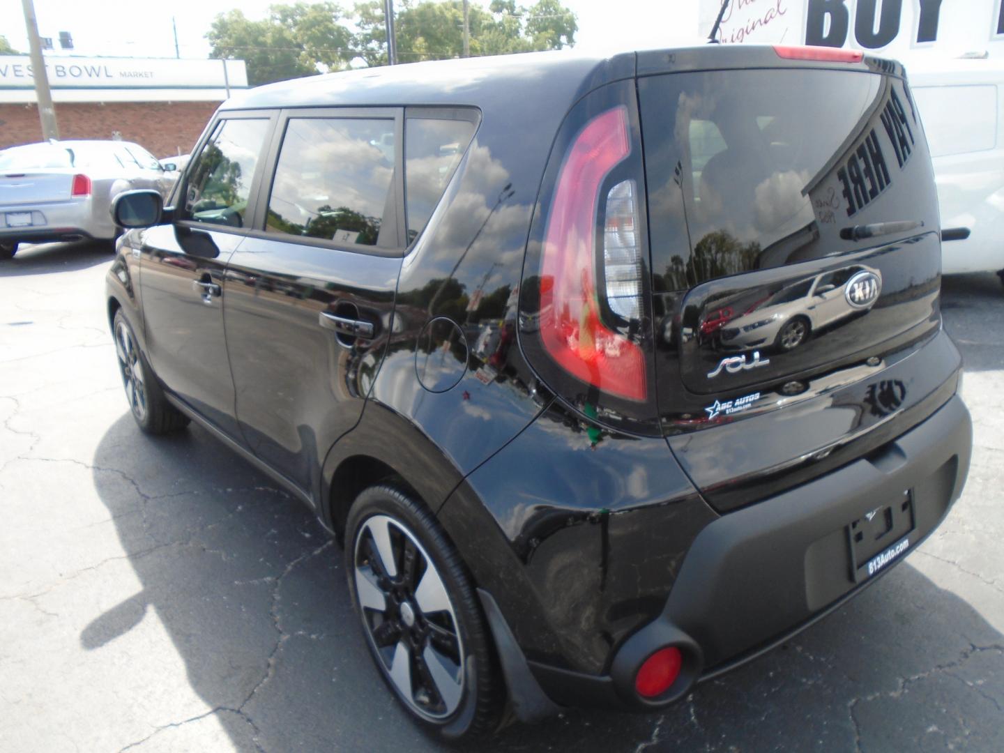 2015 Kia Soul (KNDJP3A55F7) , located at 6112 N Florida Avenue, Tampa, FL, 33604, (888) 521-5131, 27.954929, -82.459534 - Photo#4